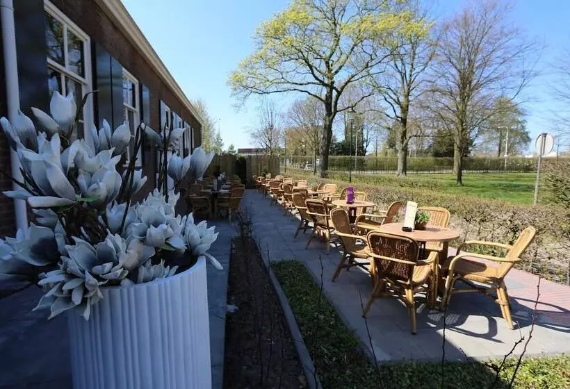 Hotelli De Postelse Hoeve