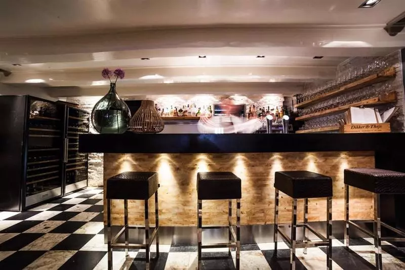 Отель Dikker & Thijs