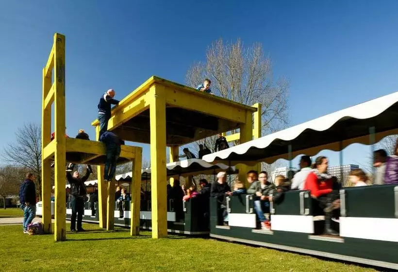 בית מלון כפרי Holiday Inn Amsterdam, An Ihg