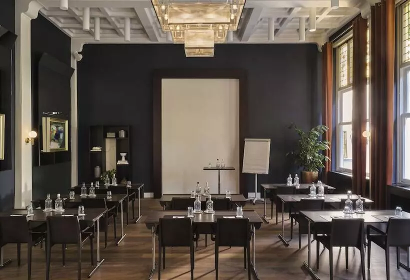 Hotel Park Centraal Den Haag, Part Of Sircle Collection