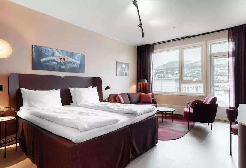 Scandic Sunnfjord Hotel & Spa