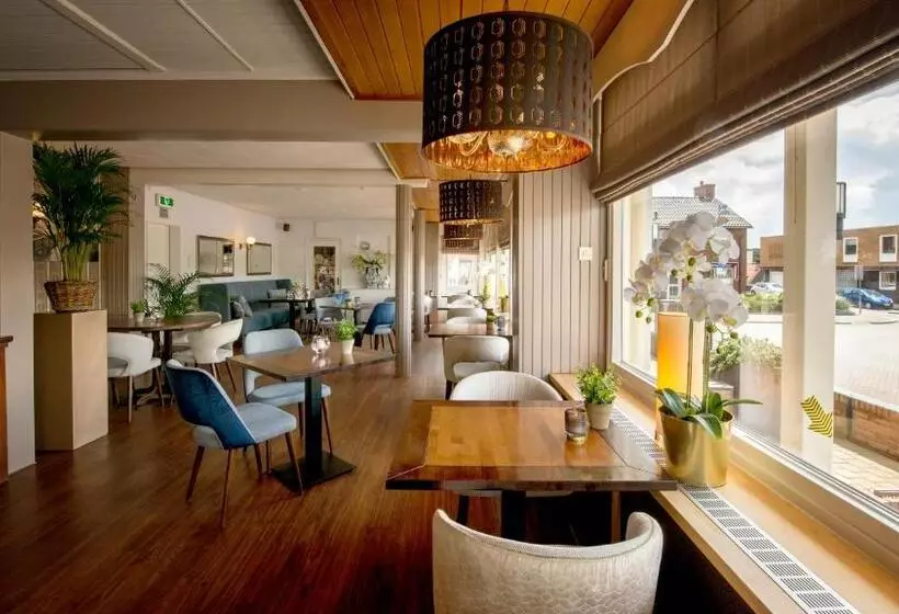 Strandhotel De Vassy