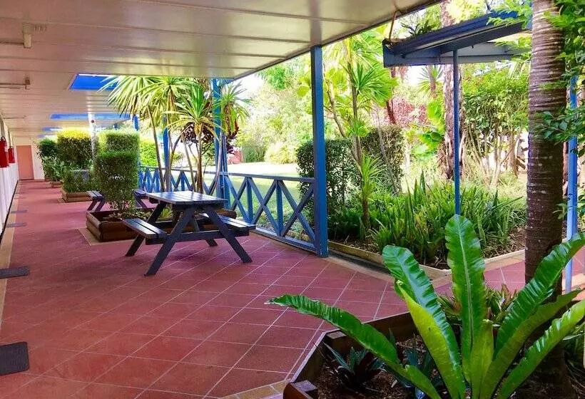 The Polynesian Apartments