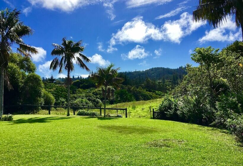 The Polynesian Apartments