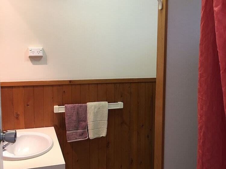 The Polynesian Apartments