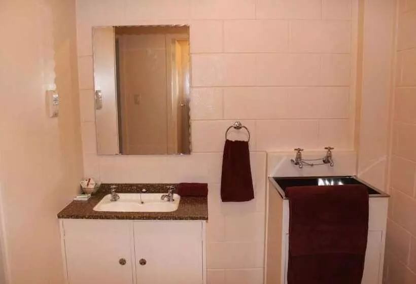 Cedar Lodge Motel Hamilton