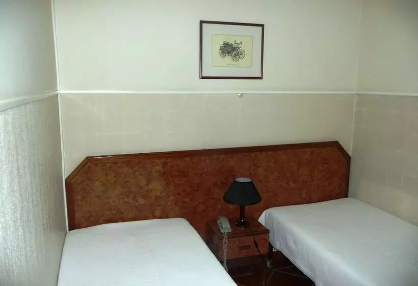 D. Carlos Residencial