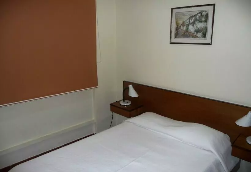 D. Carlos Residencial