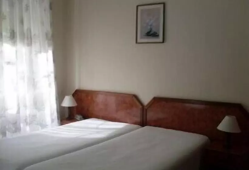 D. Carlos Residencial