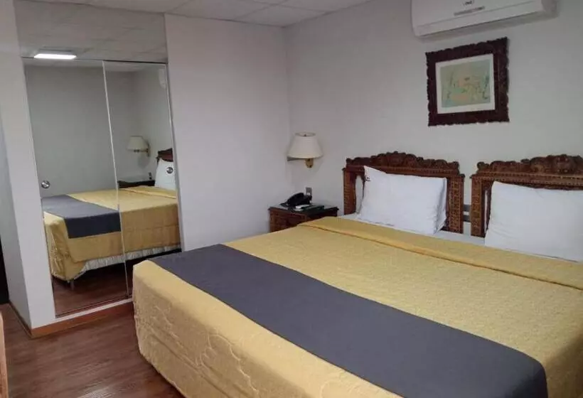 Отель El Marqués