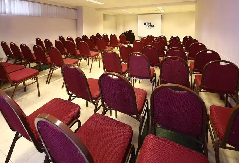 Bth Hotel Lima Golf