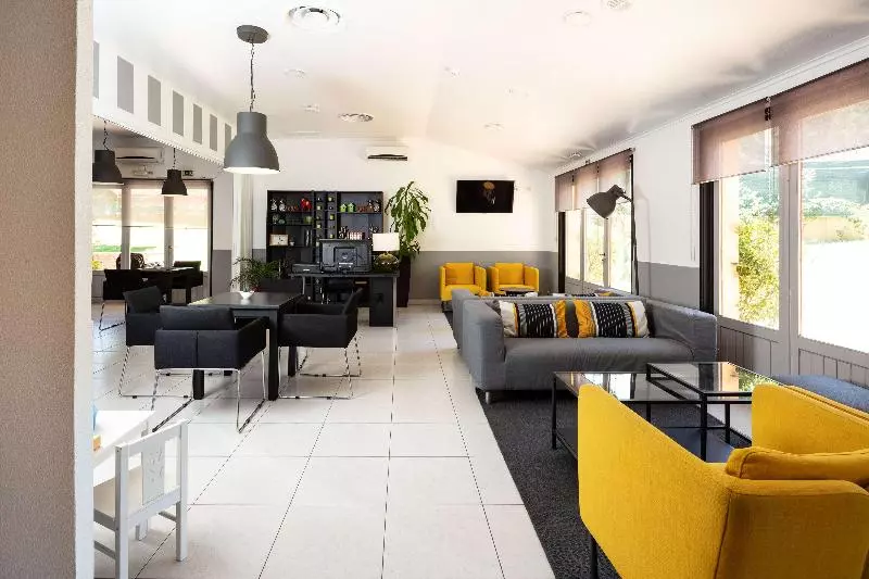 هتل Campanile Lisboa Sud - Setubal