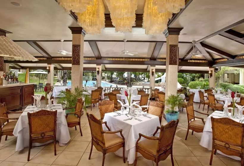 Hotell Costabella Tropical Beach