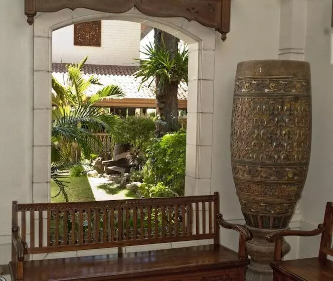 Hotell Costabella Tropical Beach