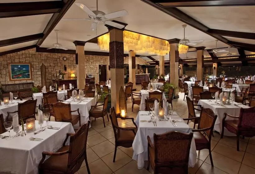 Hotell Costabella Tropical Beach