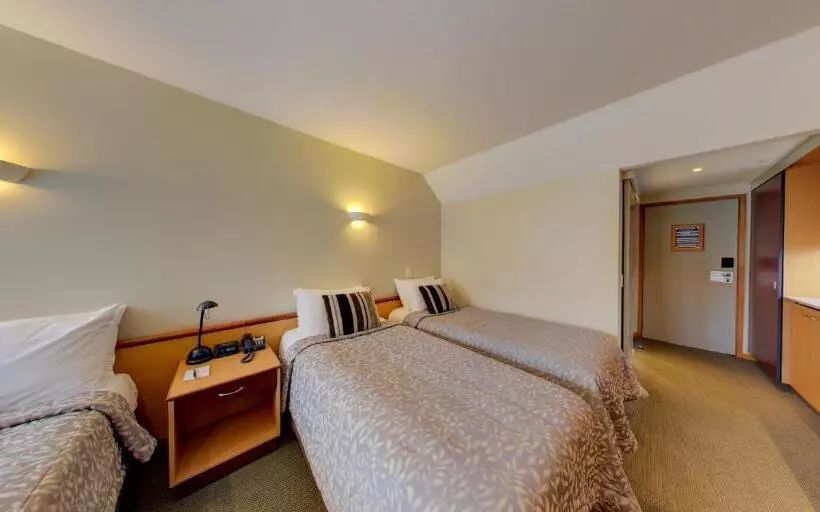 Отель Dunedin Leisure Lodge  Distinction