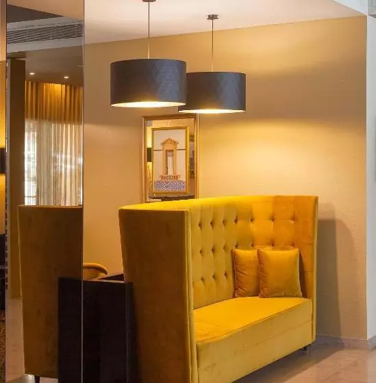 Hotel Lutecia Smart Design