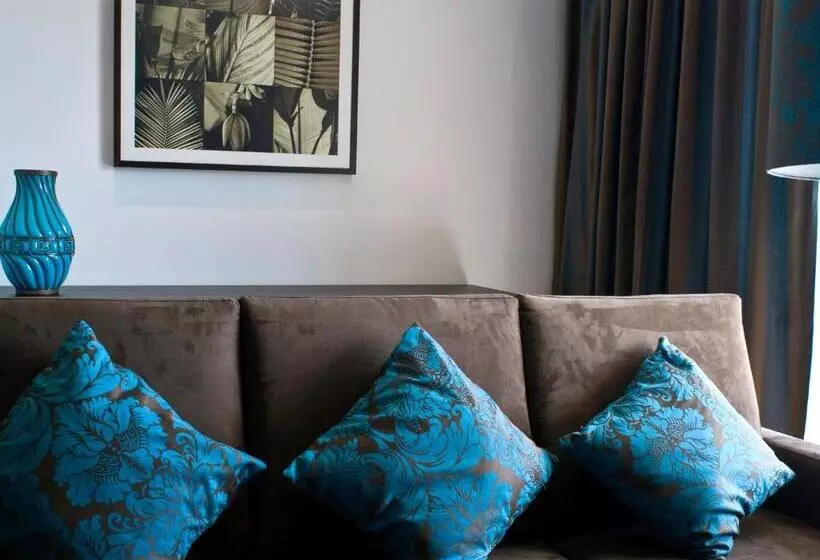 Hotel Lutecia Smart Design