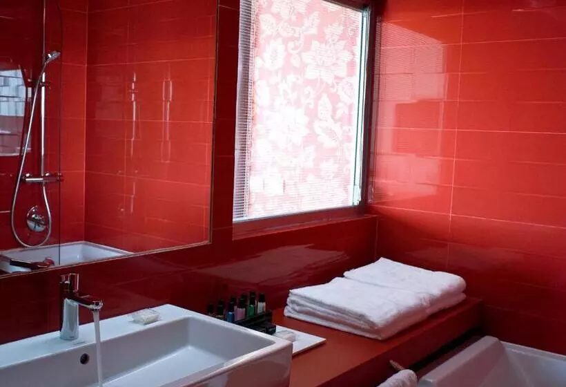 Hotel Lutecia Smart Design