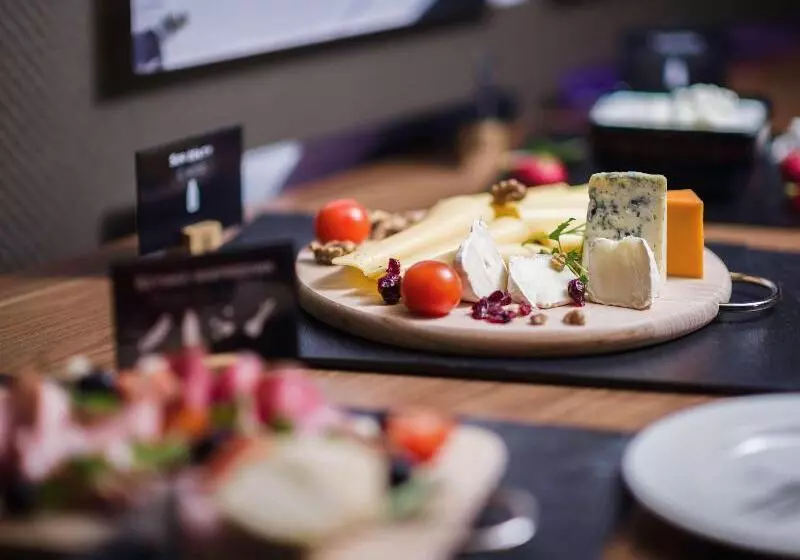 هتل Mercure Lublin Centrum