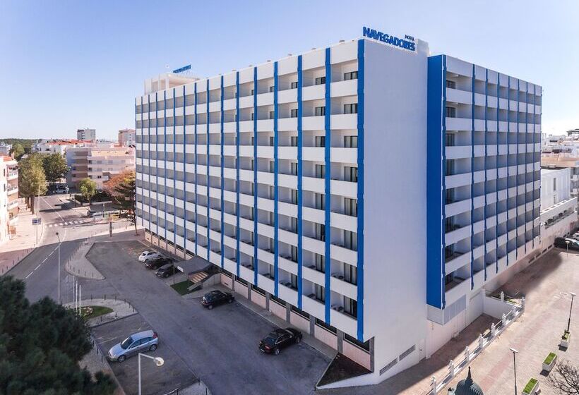 فندق Navegadores