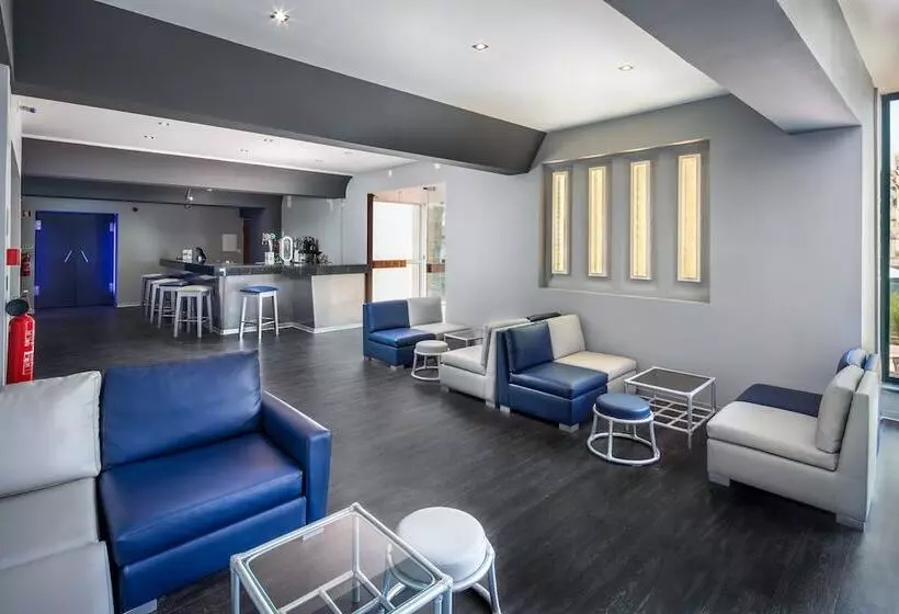 Отель Navegadores