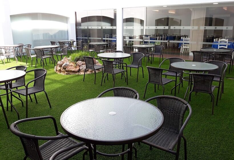 فندق Navegadores