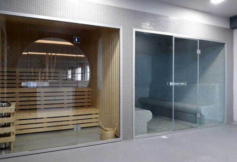 فندق Navegadores