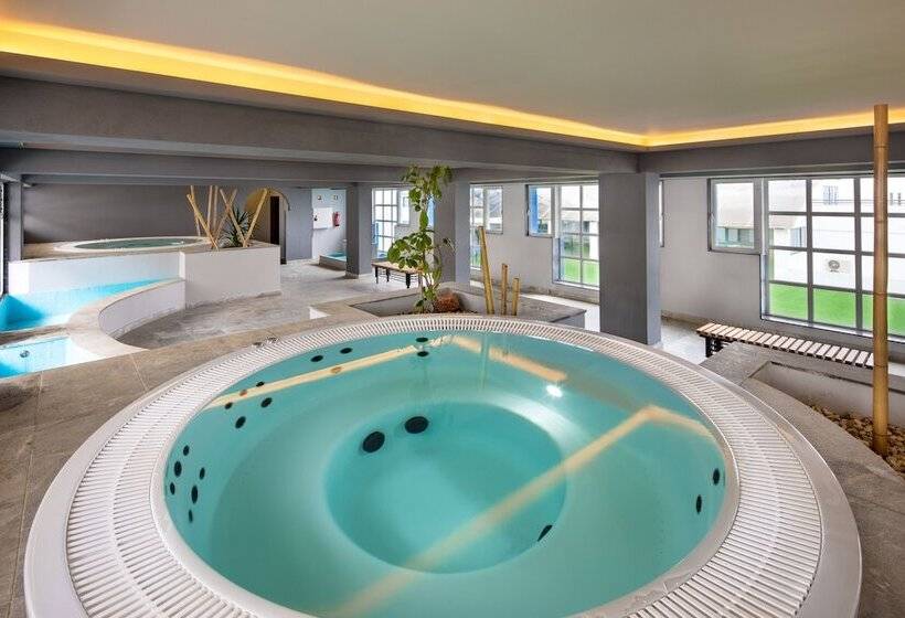 فندق Navegadores