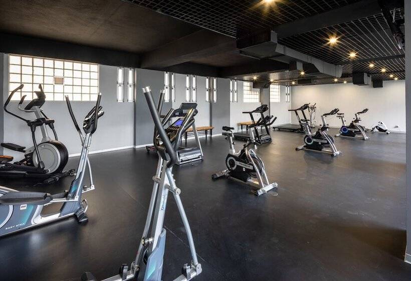 فندق Navegadores