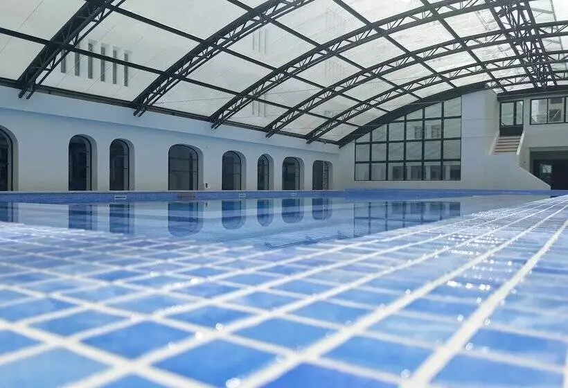 Отель Navegadores