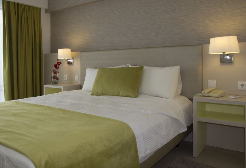 فندق Navegadores