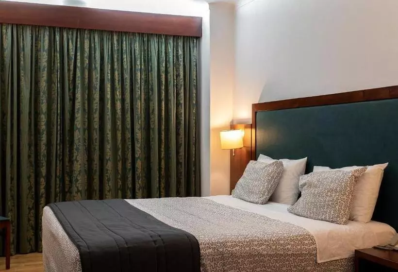 בית מלון כפרי Samasa Fundao