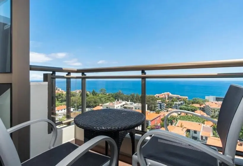 Hotelli Tui Blue Gardens  Adultsonly  Savoy Signature