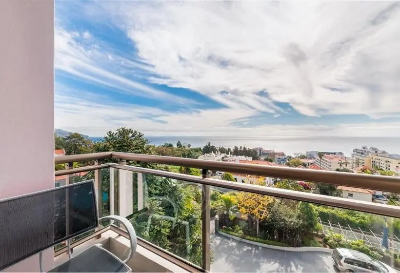 Hotelli Tui Blue Gardens  Adultsonly  Savoy Signature