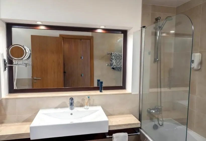 Hotelli Tui Blue Gardens  Adultsonly  Savoy Signature