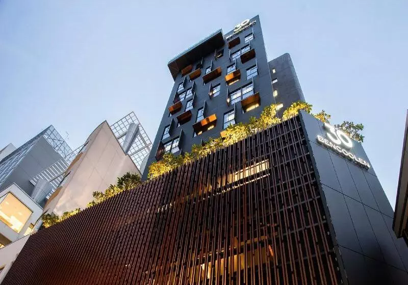 Hotelli 30 Bencoolen