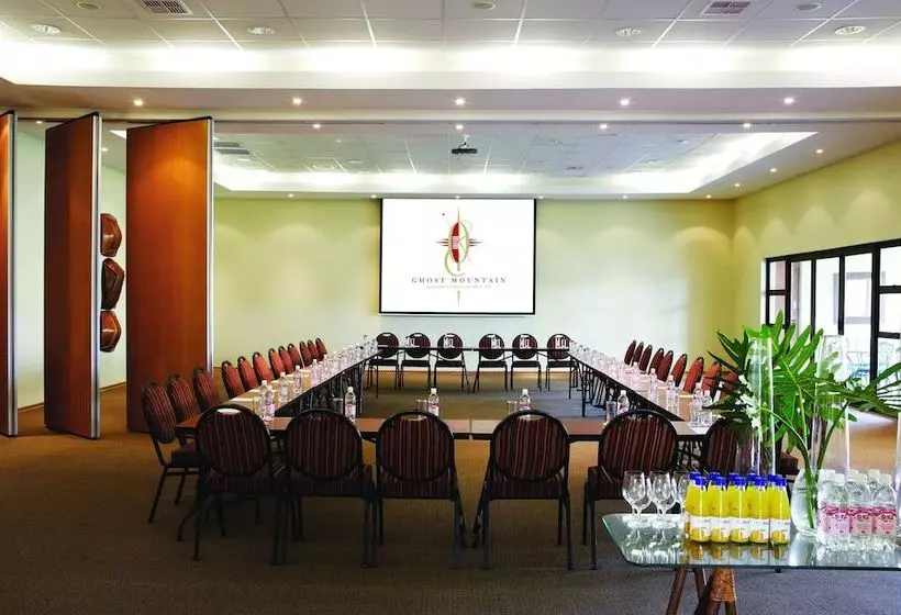 Отель Ghost Mountain Inn