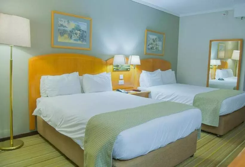 هتل Holiday Inn Harare, An Ihg