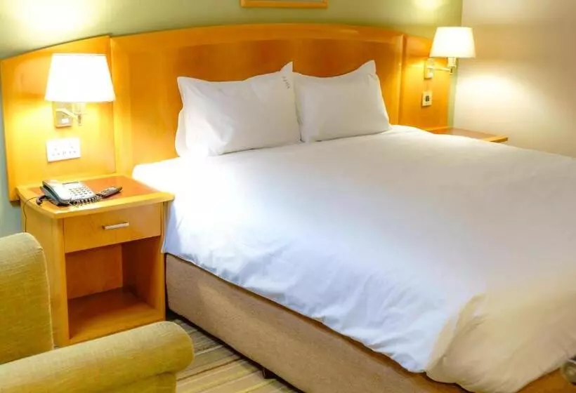 هتل Holiday Inn Harare, An Ihg