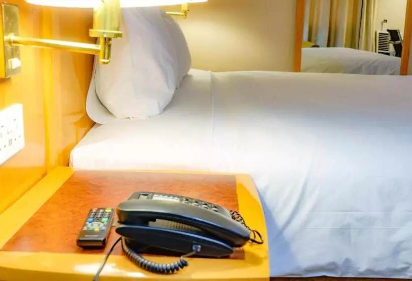 هتل Holiday Inn Harare, An Ihg