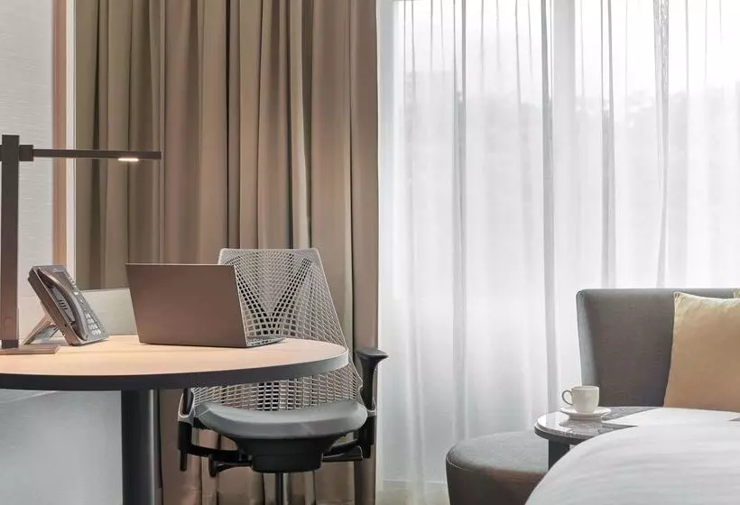 Hotelli Parkroyal On Beach Road, Singapore