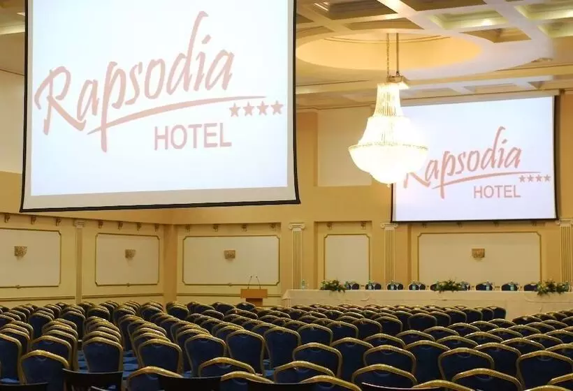 Hotel Rapsodia City Center