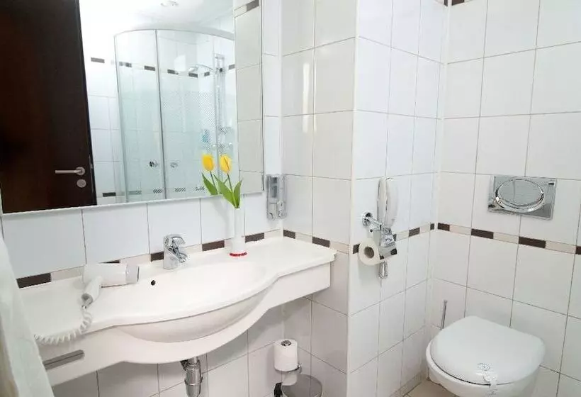 Hotel Rapsodia City Center