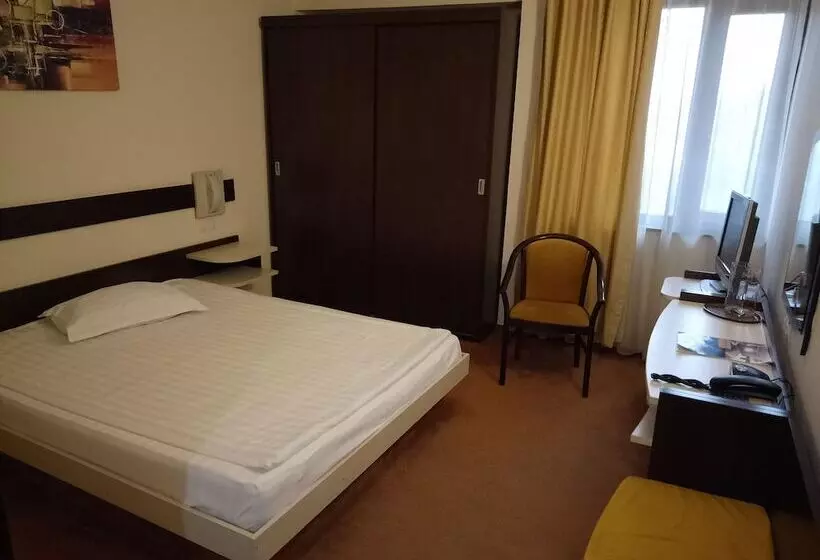 Hotel Rapsodia City Center