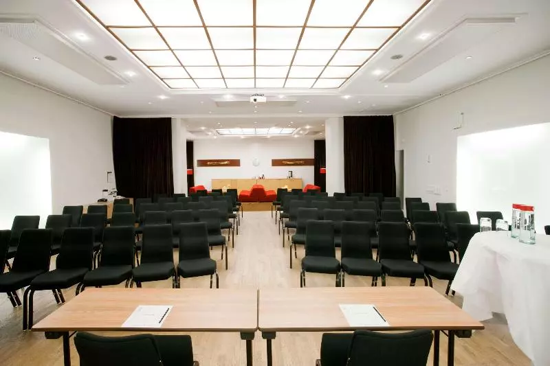 فندق Scandic Park