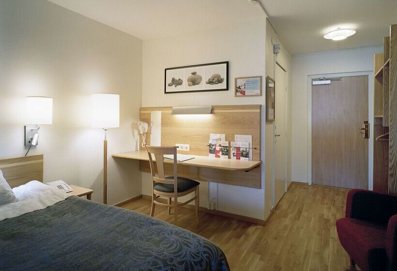 هتل Scandic Uppsala Nord