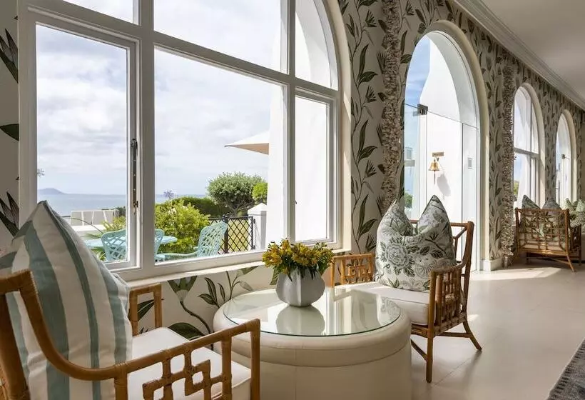 호텔 The Marinehermanus