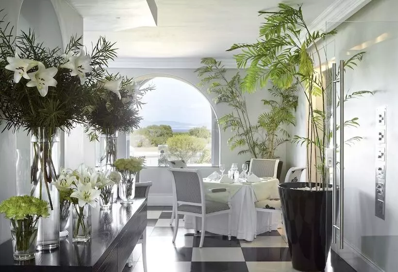 호텔 The Marinehermanus