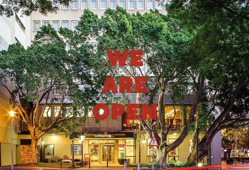 Отель Townhouse